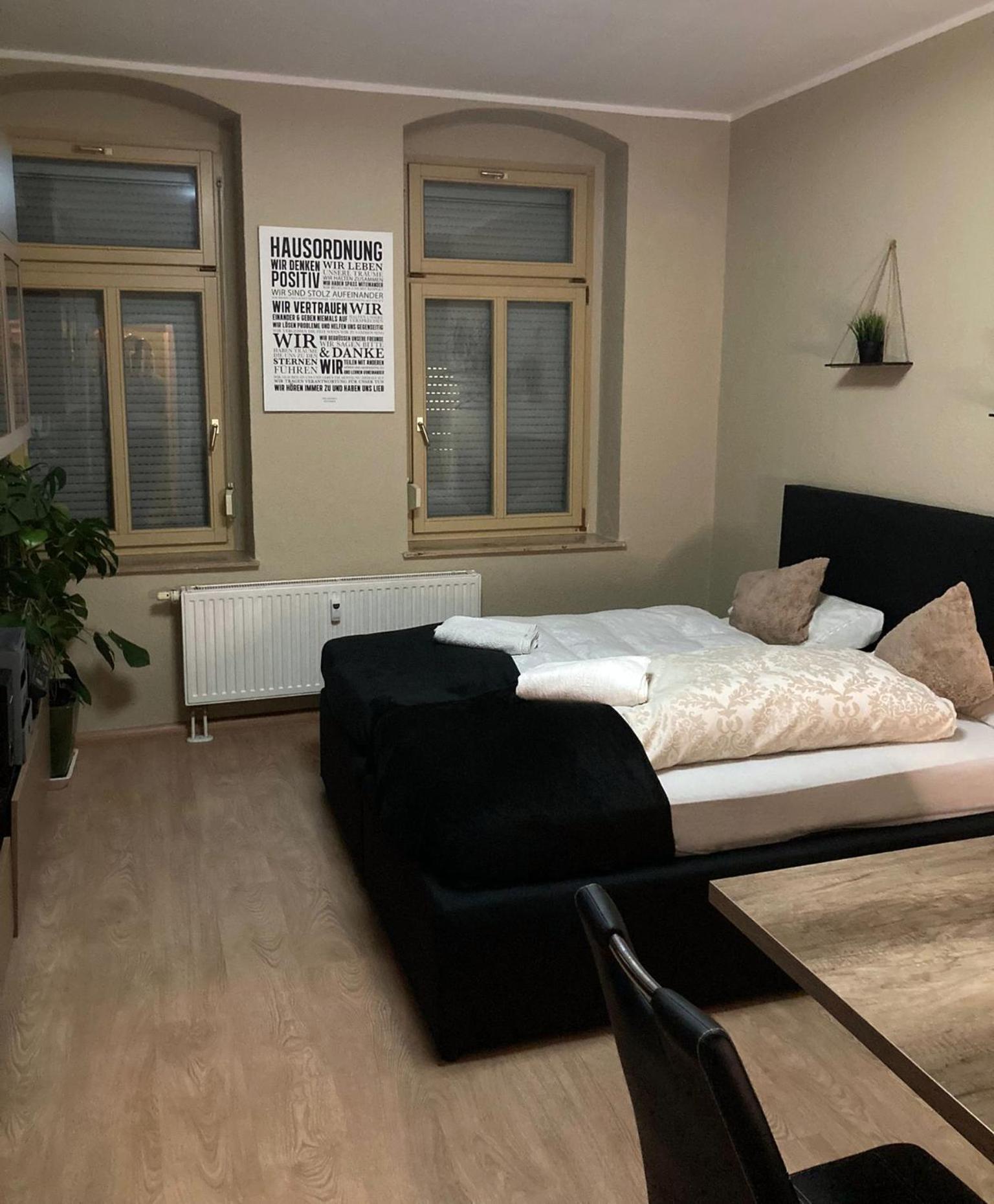Adam'S Pension Chemnitz Exteriör bild